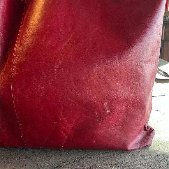 Crouch & Fitzgerald New York Oversized Red Leather Tote - Picture 10 of 17
